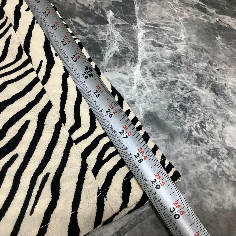 Sincerely Jules Black and Cream Zebra Wide-Leg Pants - Picture 11 of 12